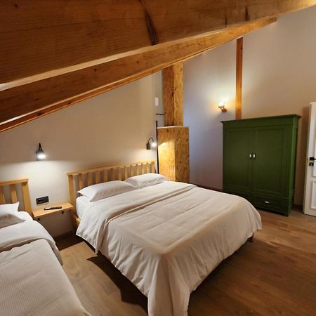 Guesthouse Te Avllia Kelcyre ภายนอก รูปภาพ